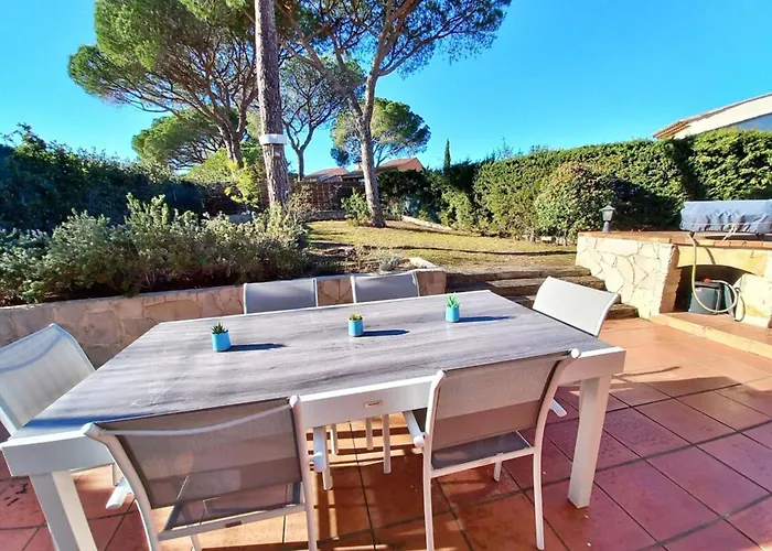 Family House - Quiet - Common Pool - Fréjus